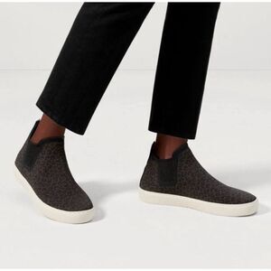 Rothy's "the chelsea" washable ankle bootie in espresso spot 8.5